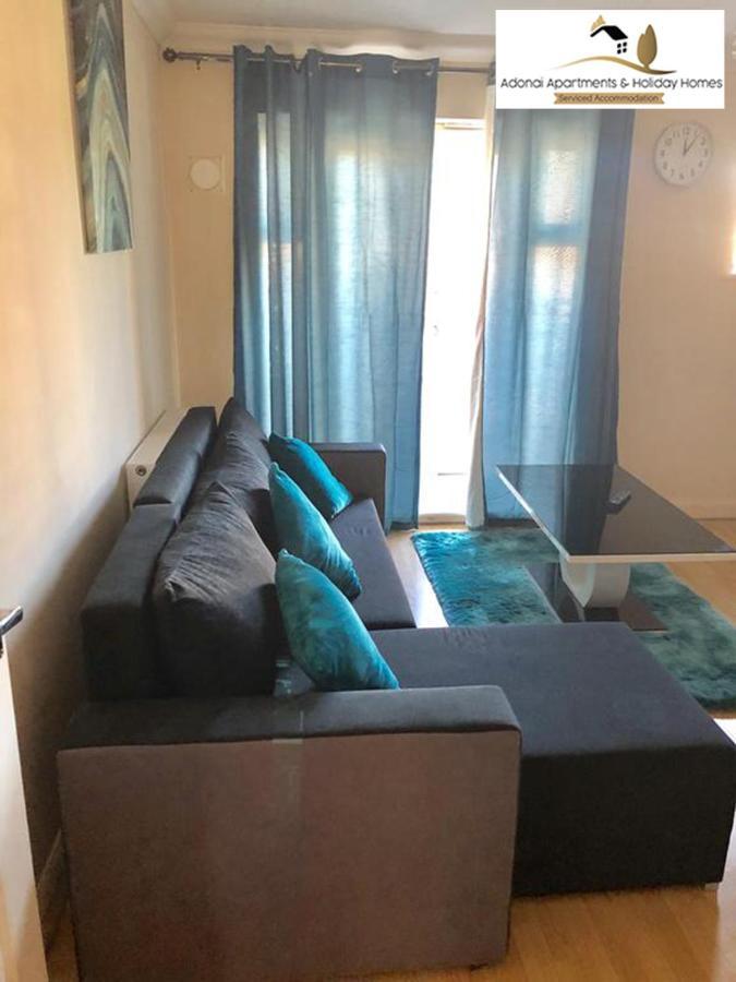 2 Bedroom Apartment At Dagenham , Adonai Serviced Accommodation, Free Wifi And Parking Exterior photo