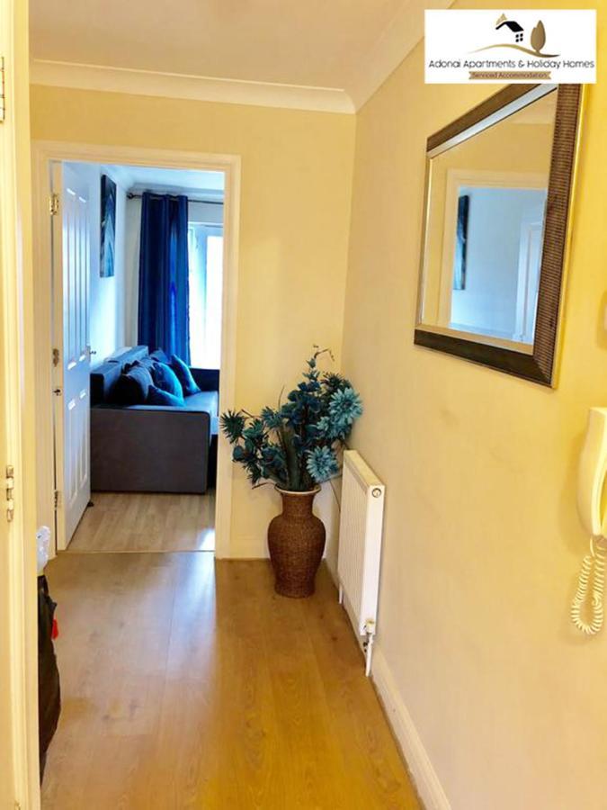 2 Bedroom Apartment At Dagenham , Adonai Serviced Accommodation, Free Wifi And Parking Exterior photo